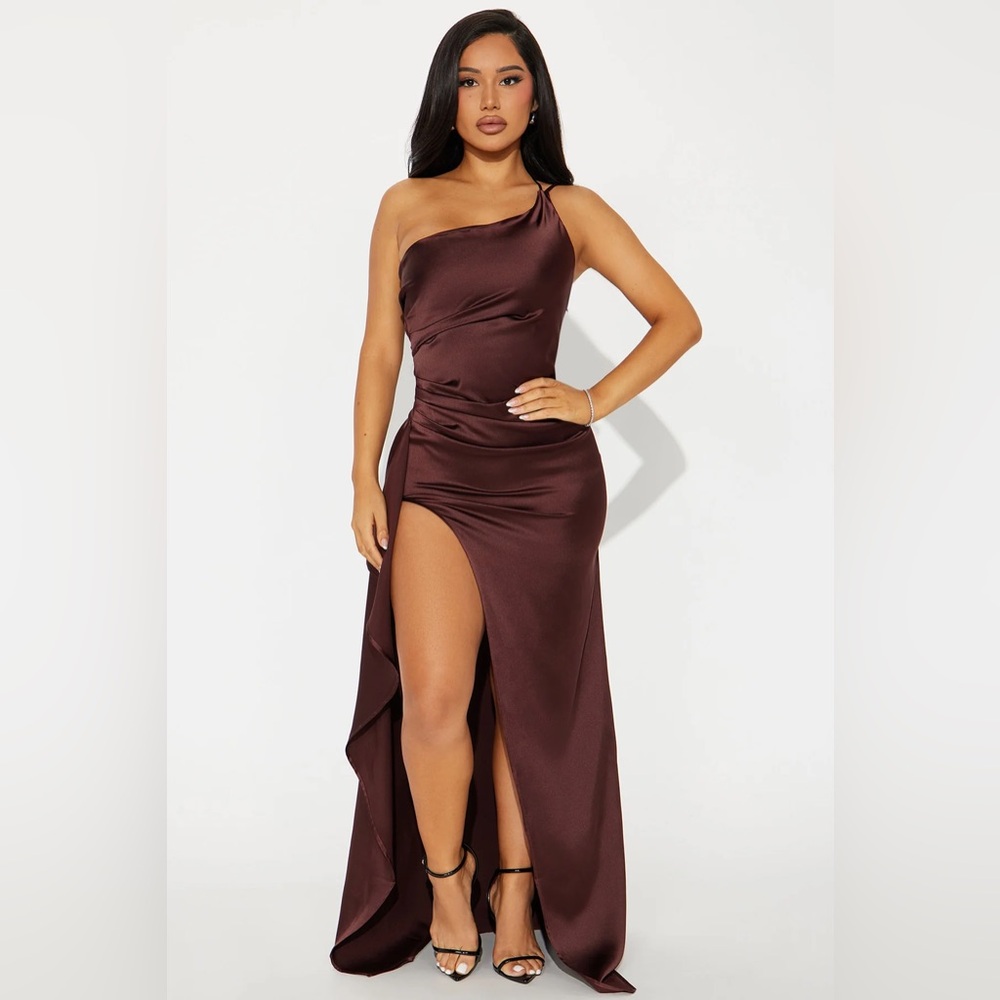 Fashion Nova One-Shoulder Chocolate Dress